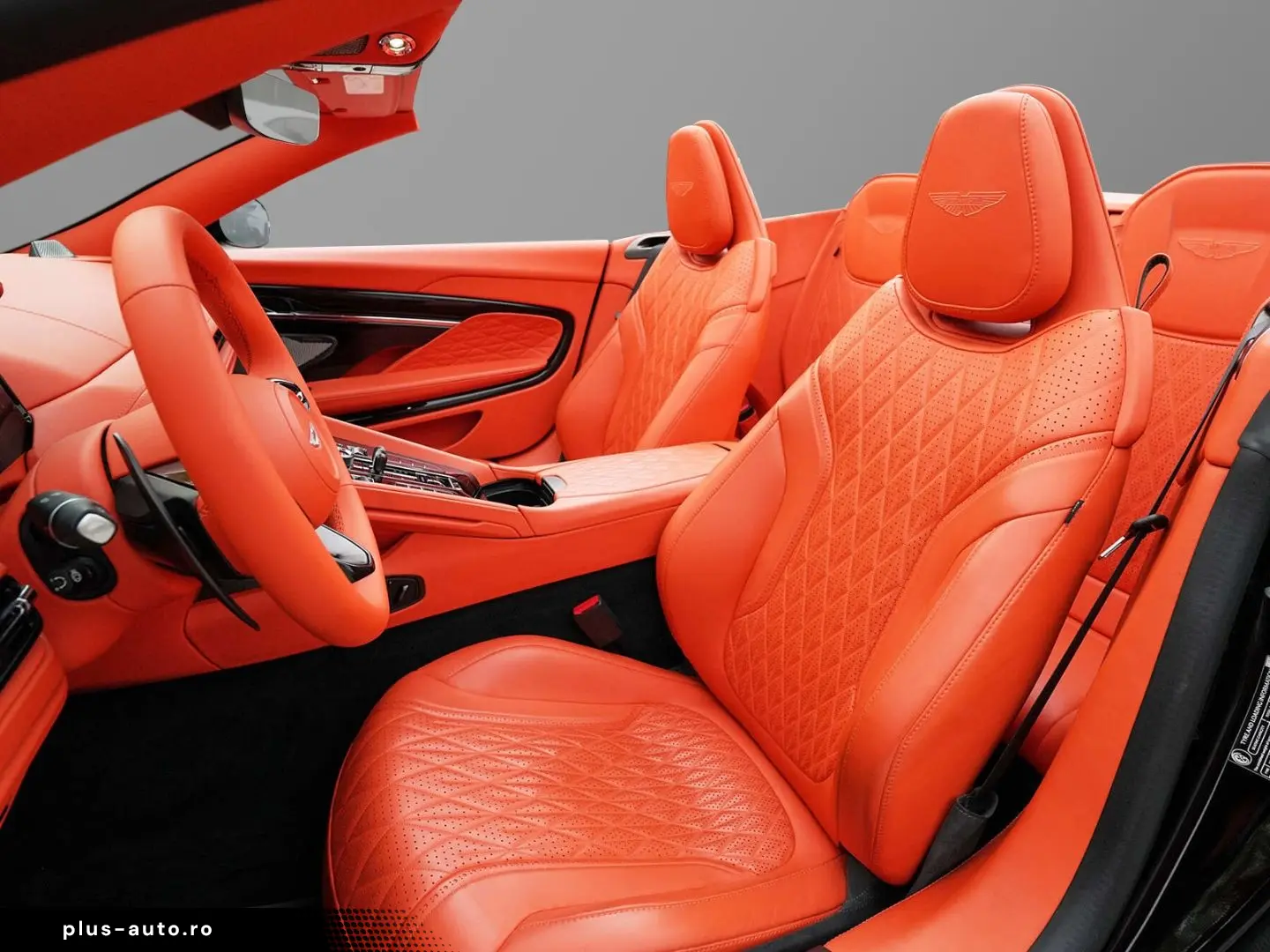 DB12 Volante Californian Poppy Carbonbremse  B&W