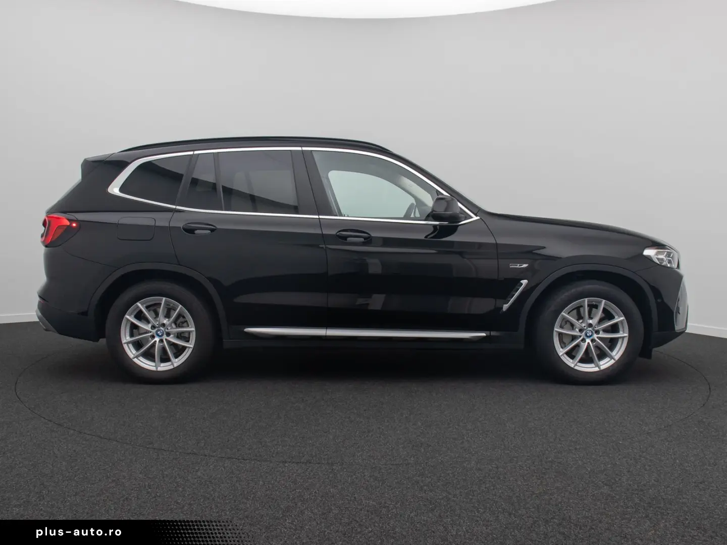 X3 xD30e Kamera DAB HiFi AHK Sportsitze 18