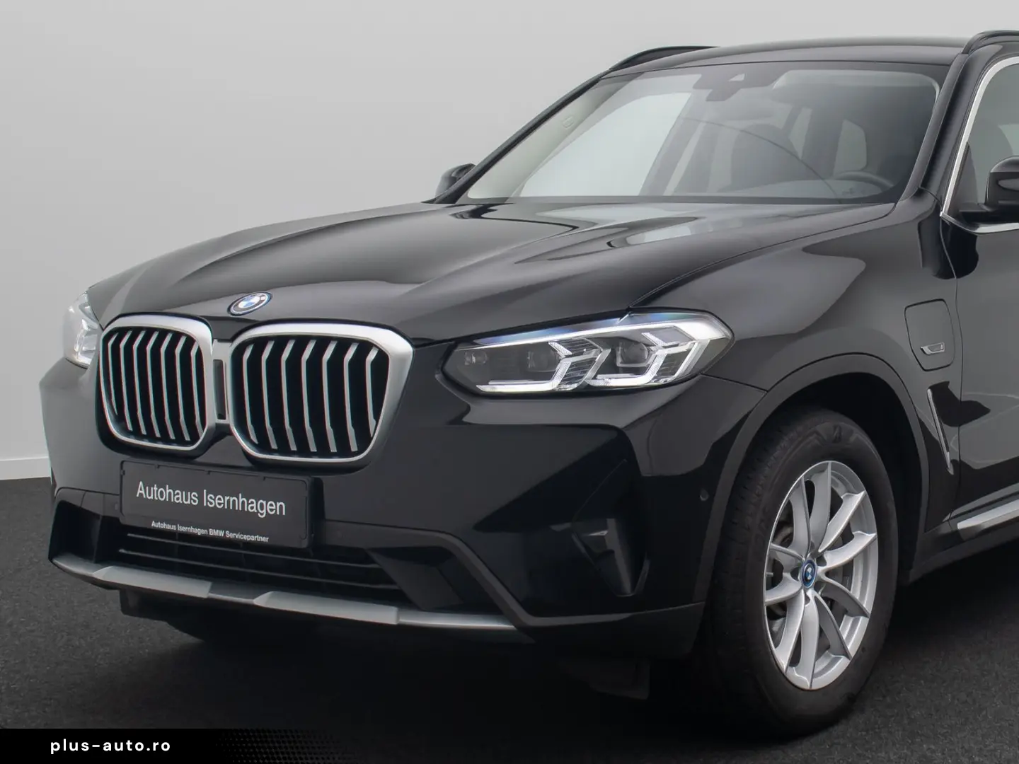 X3 xD30e Kamera DAB HiFi AHK Sportsitze 18