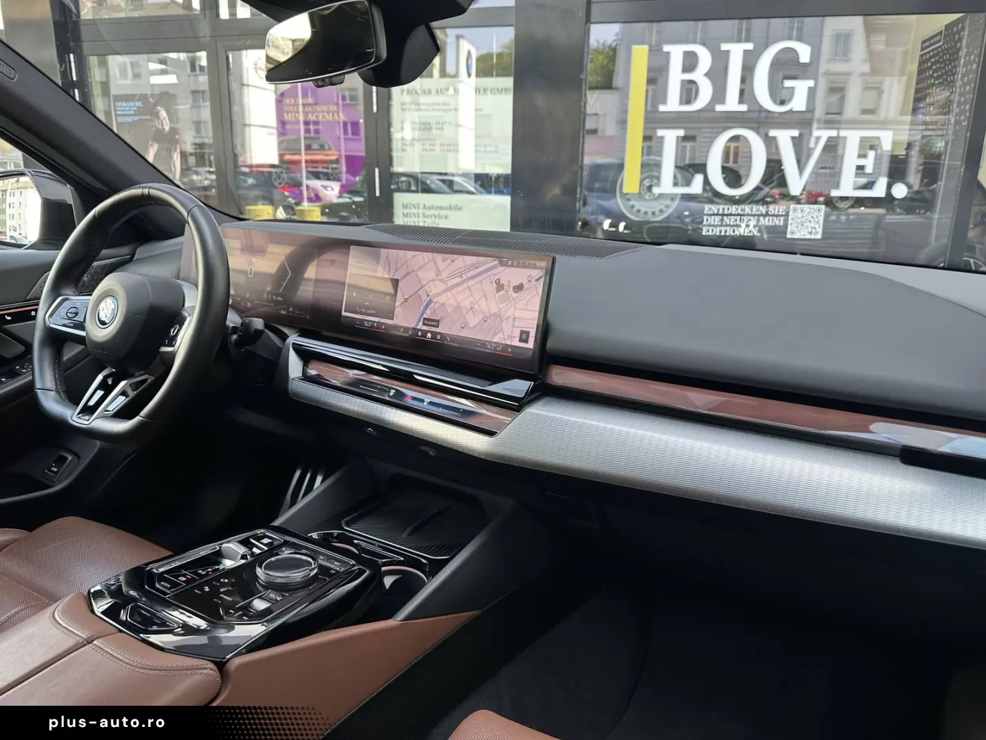 550e xDrive M Sport Pro DA Prof PA  Pano AHK B&W