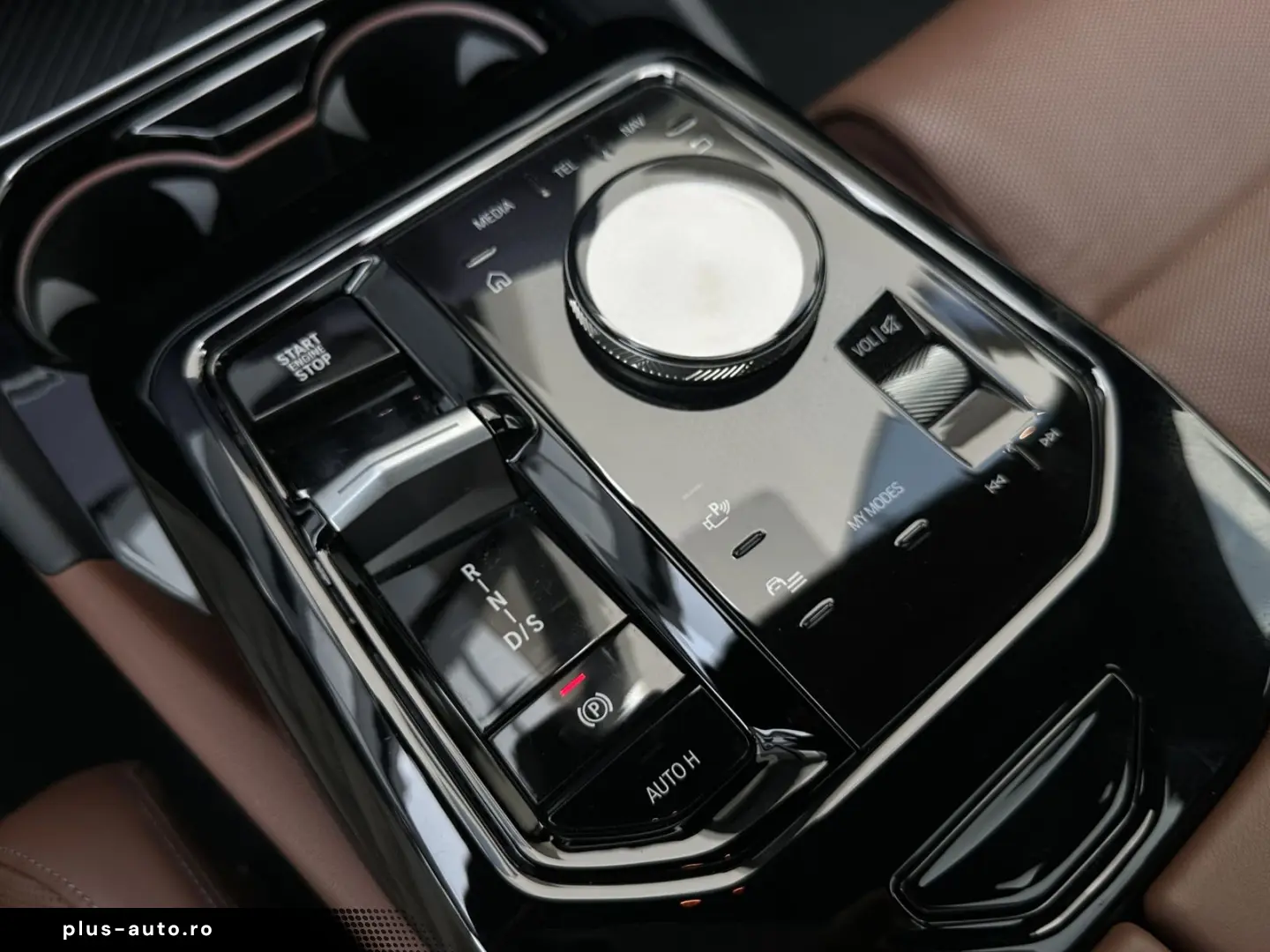 550e xDrive M Sport Pro DA Prof PA  Pano AHK B&W