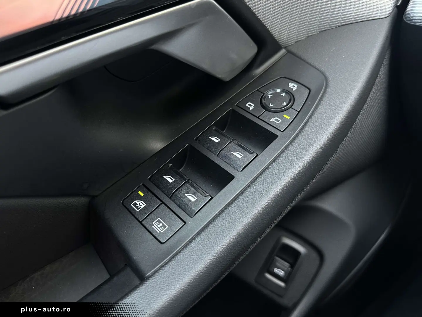 550e xDrive M Sport Pro DA Prof PA  Pano AHK B&W