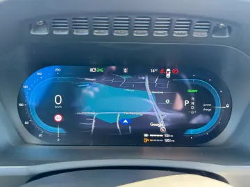 XC90 T8 Facelift Ultra Bright AHK PANO