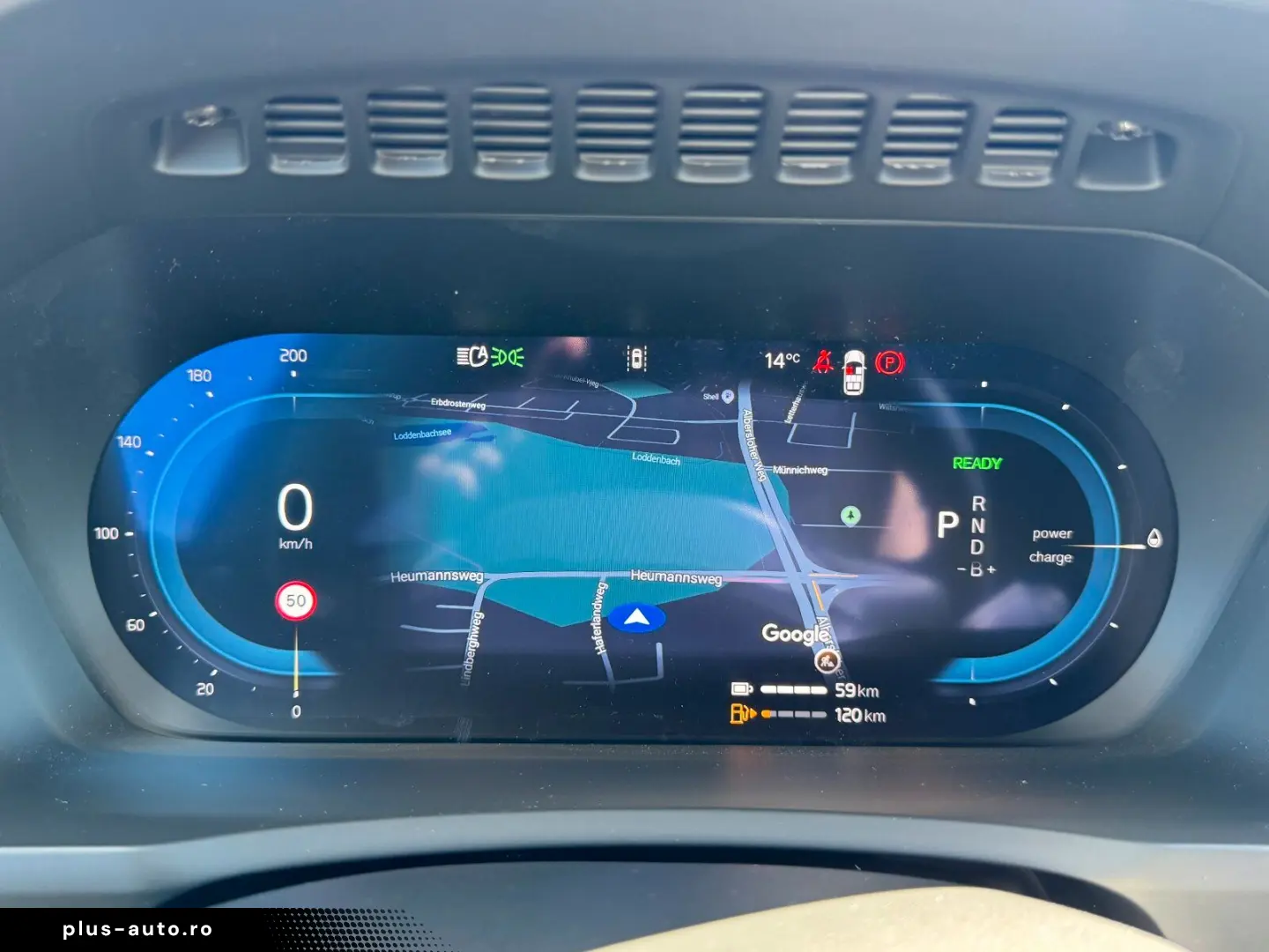 XC90 T8 Facelift Ultra Bright AHK PANO