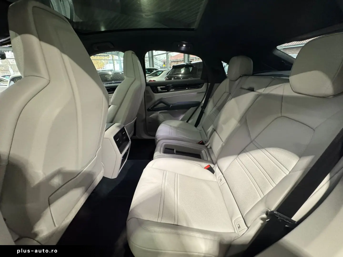 Cayenne Coupe Sport Chrono Memory PASM BOSE AHK