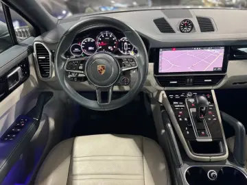 Cayenne Coupe Sport Chrono Memory PASM BOSE AHK