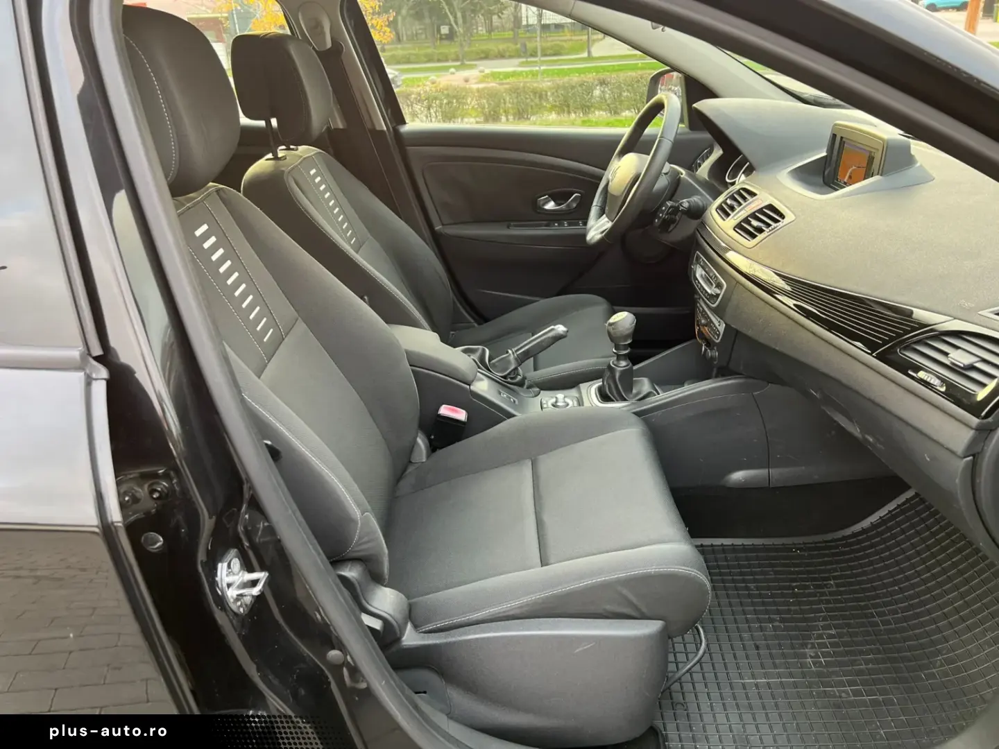 Renault Megane 3   1.5 dci 110 cp