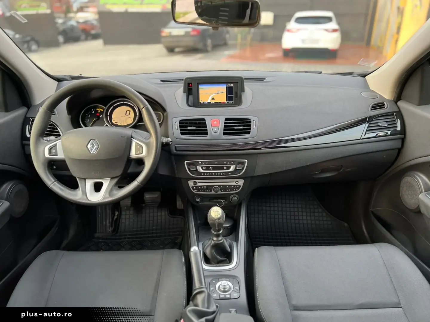 Renault Megane 3   1.5 dci 110 cp