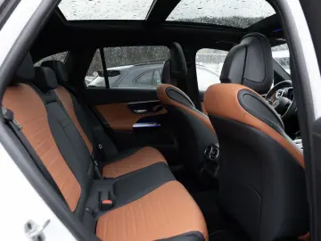 GLC 300 de 4M AMG-Sport DIGITAL Pano Memo Totw