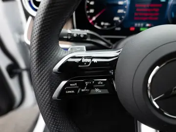 GLC 300 de 4M AMG-Sport DIGITAL Pano Memo Totw