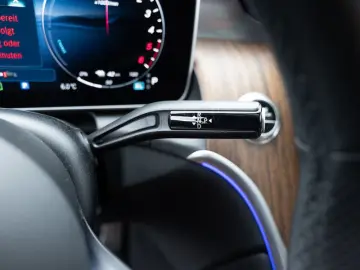 GLC 300 de 4M AMG-Sport DIGITAL Pano Memo Totw