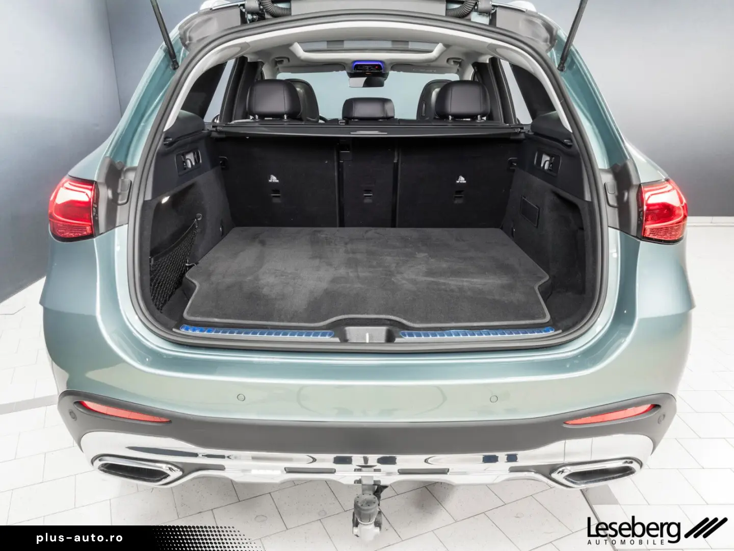 GLC 300 e 4M AMG DIG.LIGHT AHK Pano Distro 360