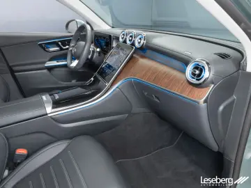 GLC 300 e 4M AMG DIG.LIGHT AHK Pano Distro 360