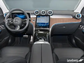 GLC 300 e 4M AMG DIG.LIGHT AHK Pano Distro 360