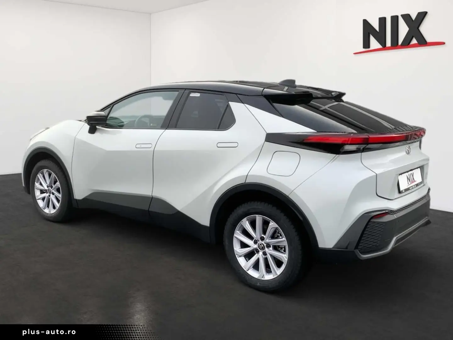 C-HR 2.0 Plug-in Hybrid GR Sport FWD