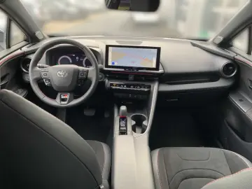 C-HR 2.0 Plug-in Hybrid GR Sport FWD