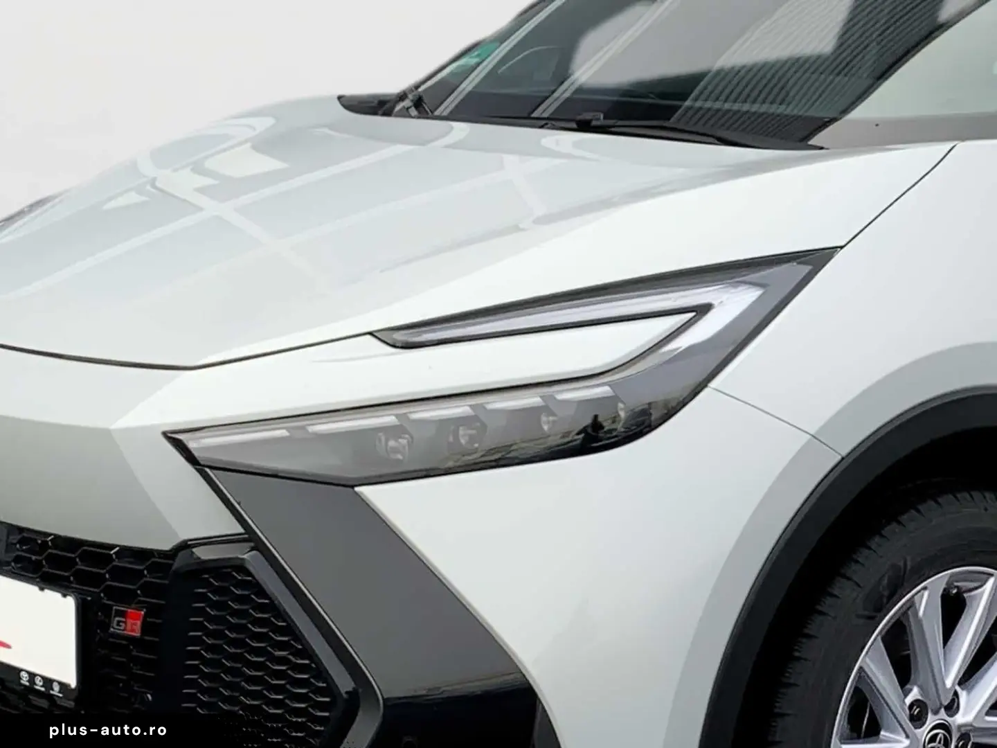 C-HR 2.0 Plug-in Hybrid GR Sport FWD