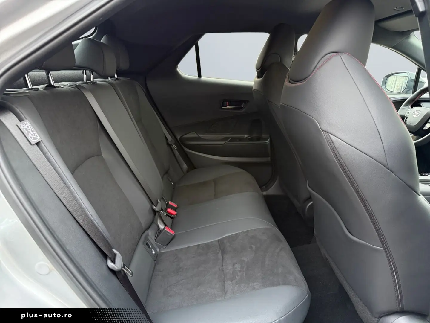 C-HR 2.0 Hybrid AWD GR SPORT  LED 19'' JBL RCam