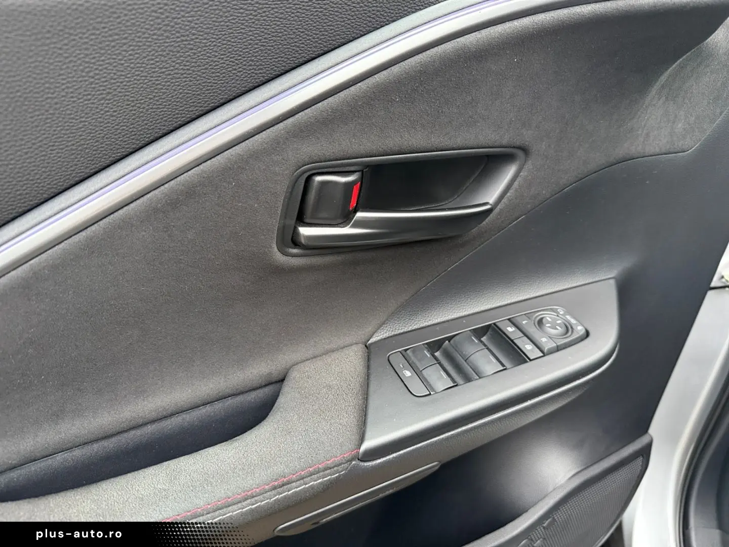 C-HR 2.0 Hybrid AWD GR SPORT  LED 19'' JBL RCam