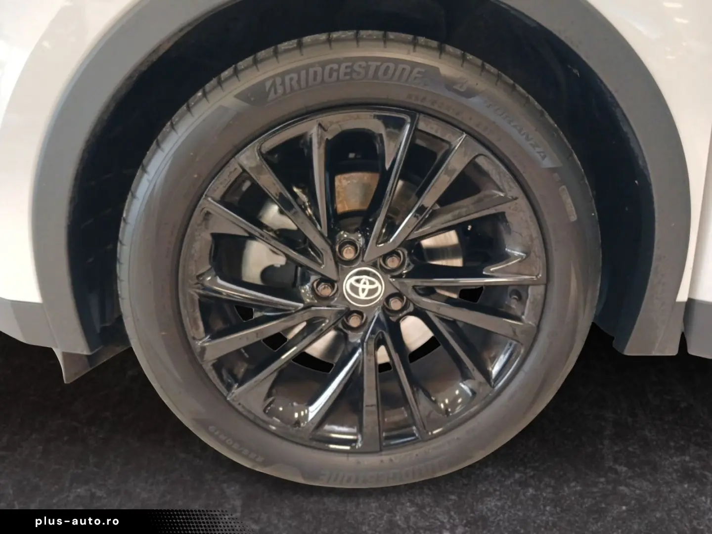 C-HR Plug-In Hybrid GR-Sport ACC KAM TOTW JBL