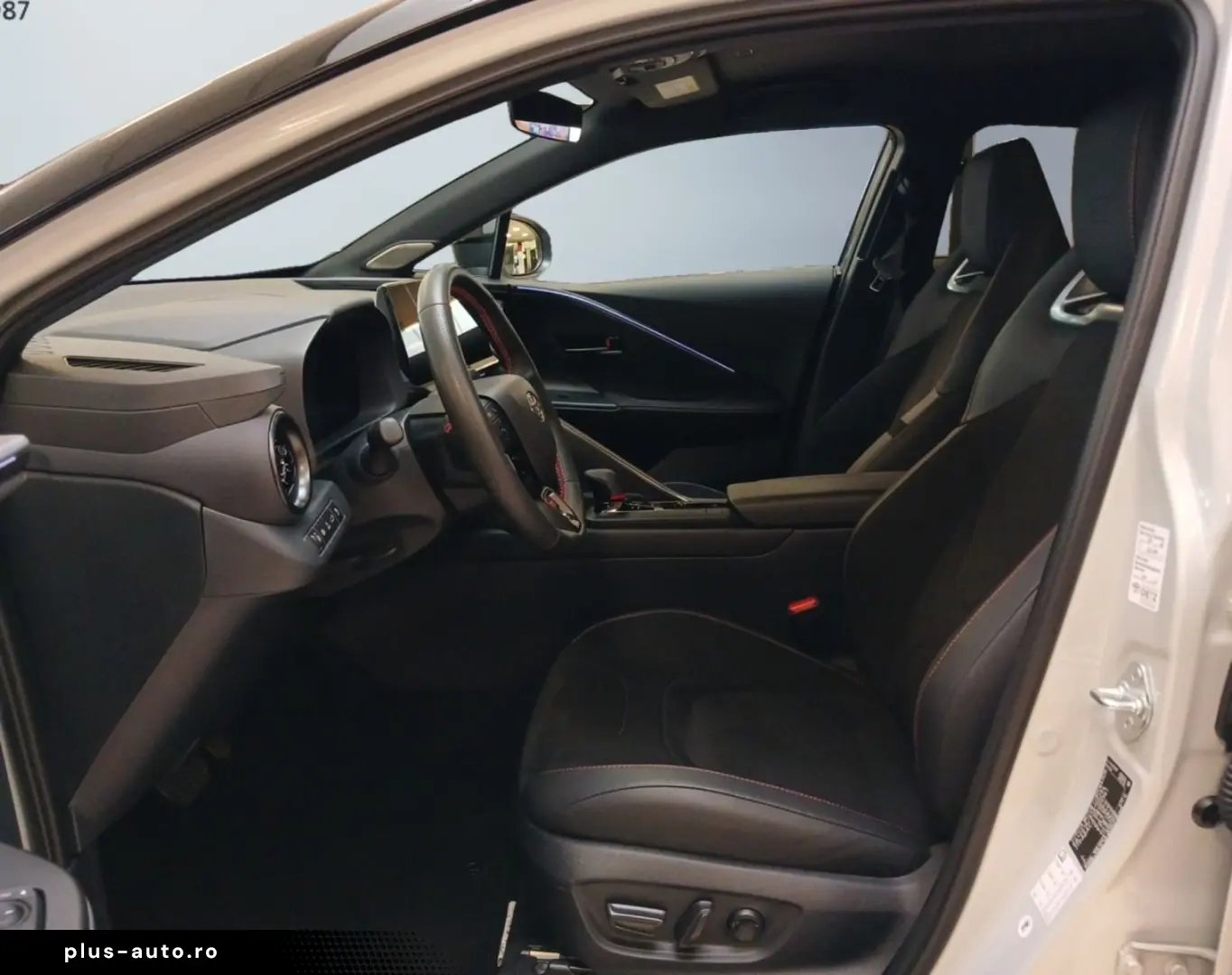 C-HR Plug-In Hybrid GR-Sport ACC KAM TOTW JBL