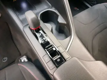 C-HR Plug-In Hybrid GR-Sport ACC KAM TOTW JBL