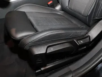 320e Lim. 17Zoll LED RFK Sp.Sitz