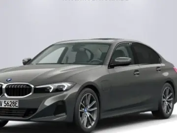 320e Klimaaut. Glasdach Sportsitze PDC HiFi Navi