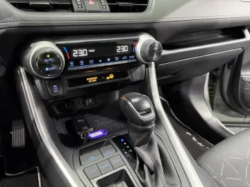 Toyota RAV4 2.5 Hybrid