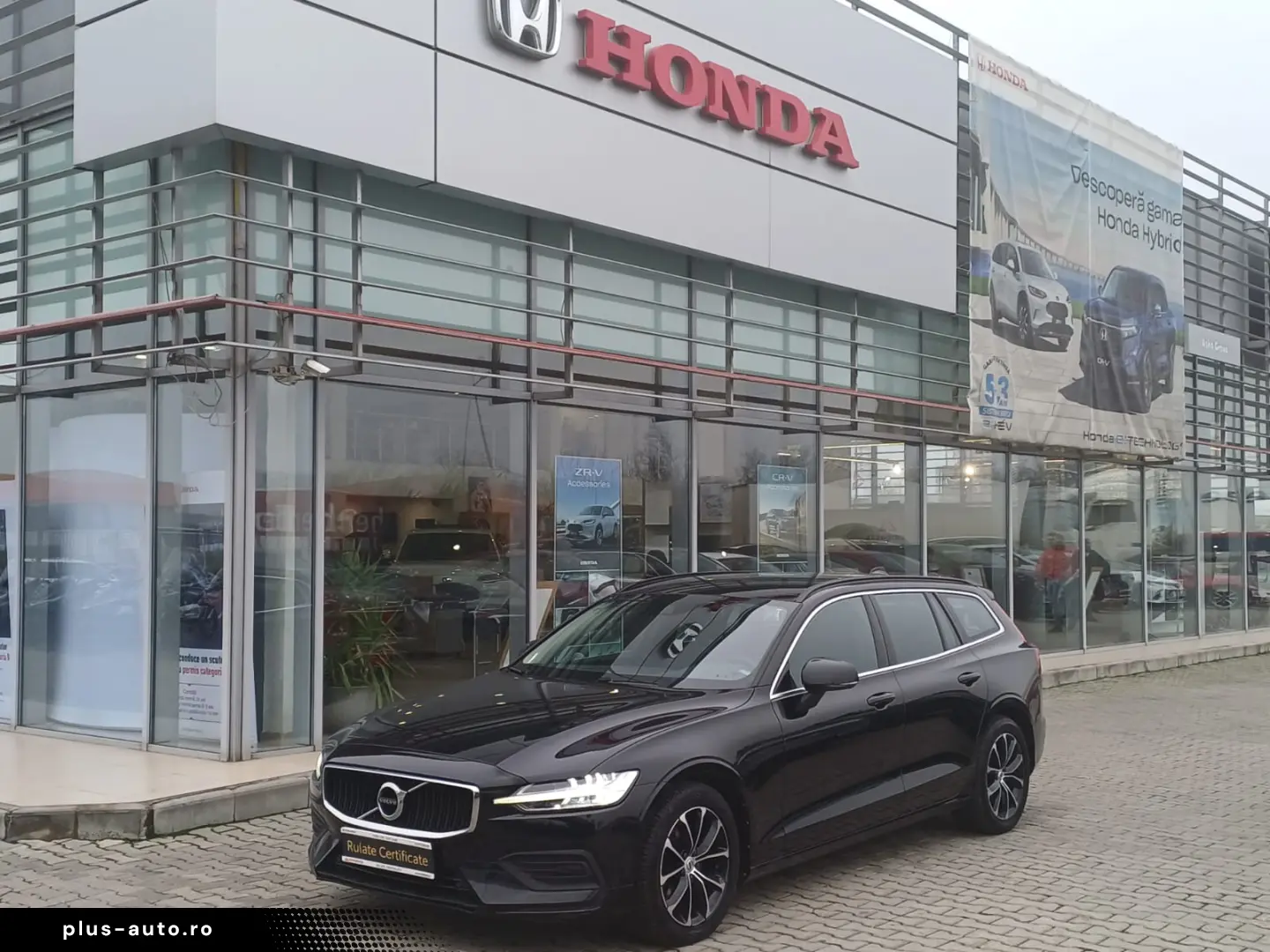 Volvo V60 2.0 diesel 197 cp AT8 Momentum Pro