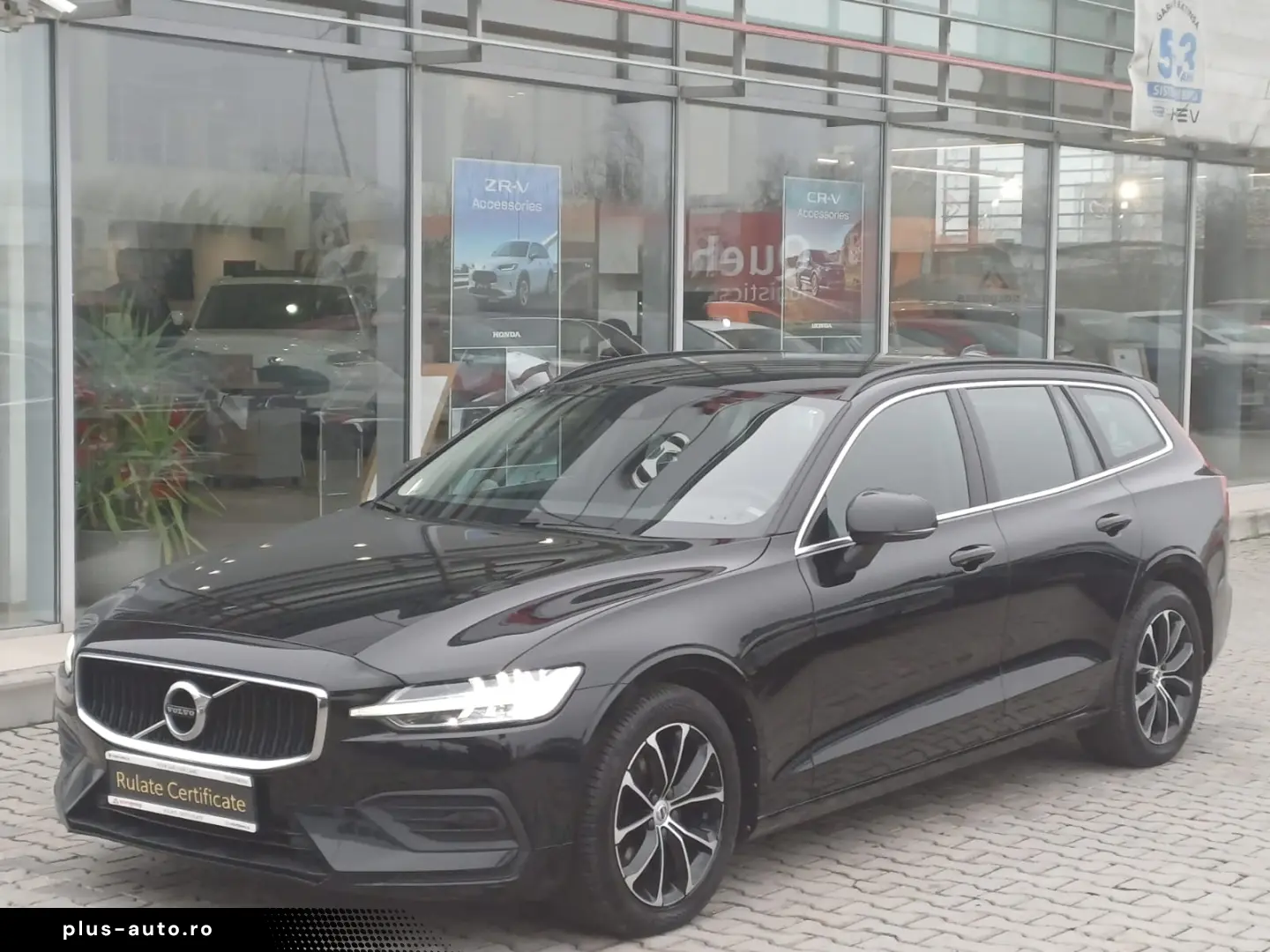 Volvo V60 2.0 diesel 197 cp AT8 Momentum Pro