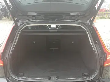 Volvo V60 2.0 diesel 197 cp AT8 Momentum Pro