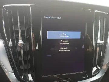 Volvo V60 2.0 diesel 197 cp AT8 Momentum Pro