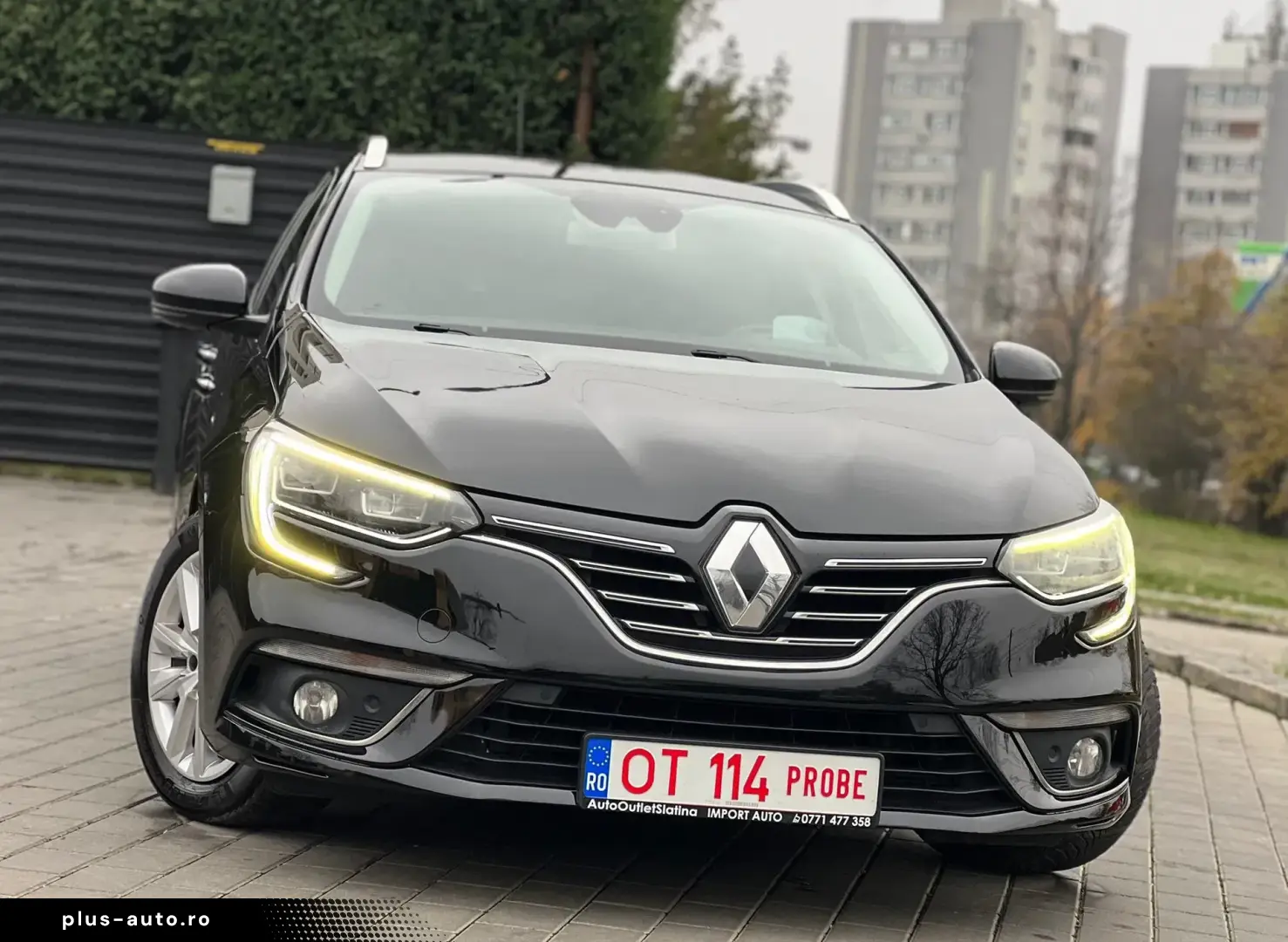 Renault Megane Estate Blue dCI EDC Intens