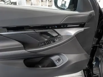 520d M-Sport LED ACC NAVI KAMERA SHZ PDC MEMORY