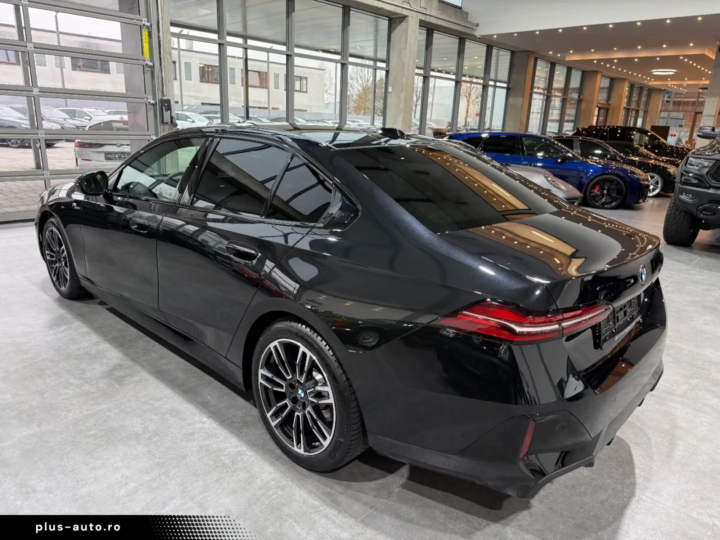 520 i M Sport Pano Carbon H&K 4SHZ HUD 360