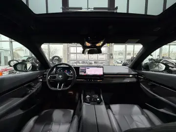 520 i M Sport Pano Carbon H&K 4SHZ HUD 360