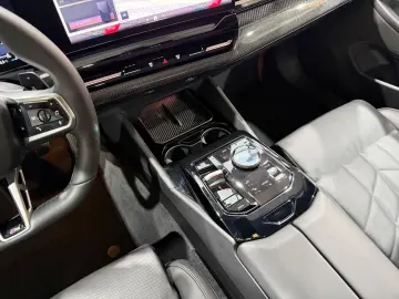 520 i M Sport Pano Carbon H&K 4SHZ HUD 360