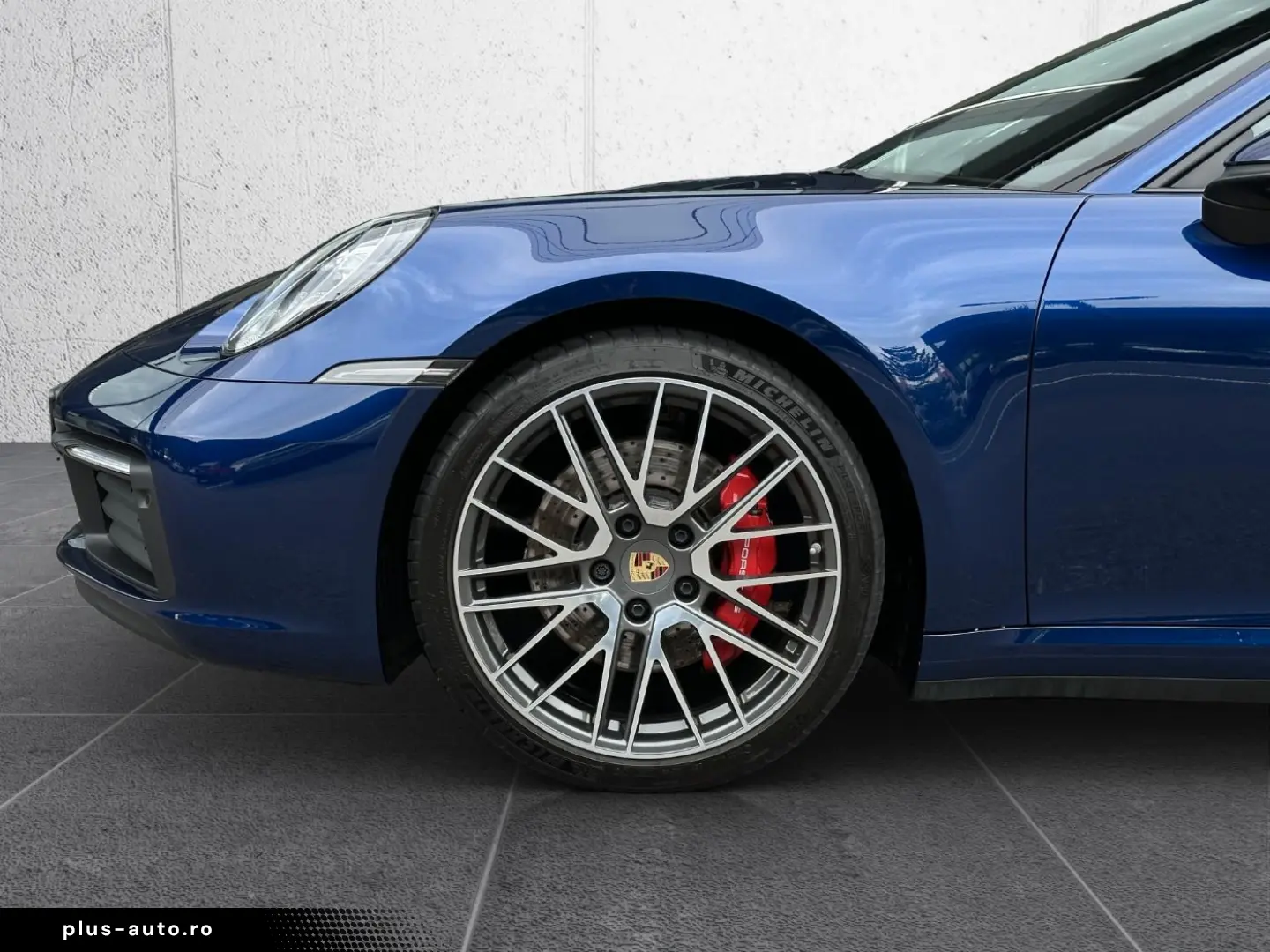 992 911 Carrera 4S Lift Matrix BOSE InnoDrive