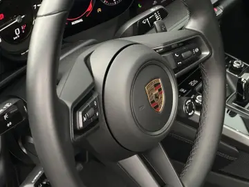 992 911 Carrera 4S Lift Matrix BOSE InnoDrive