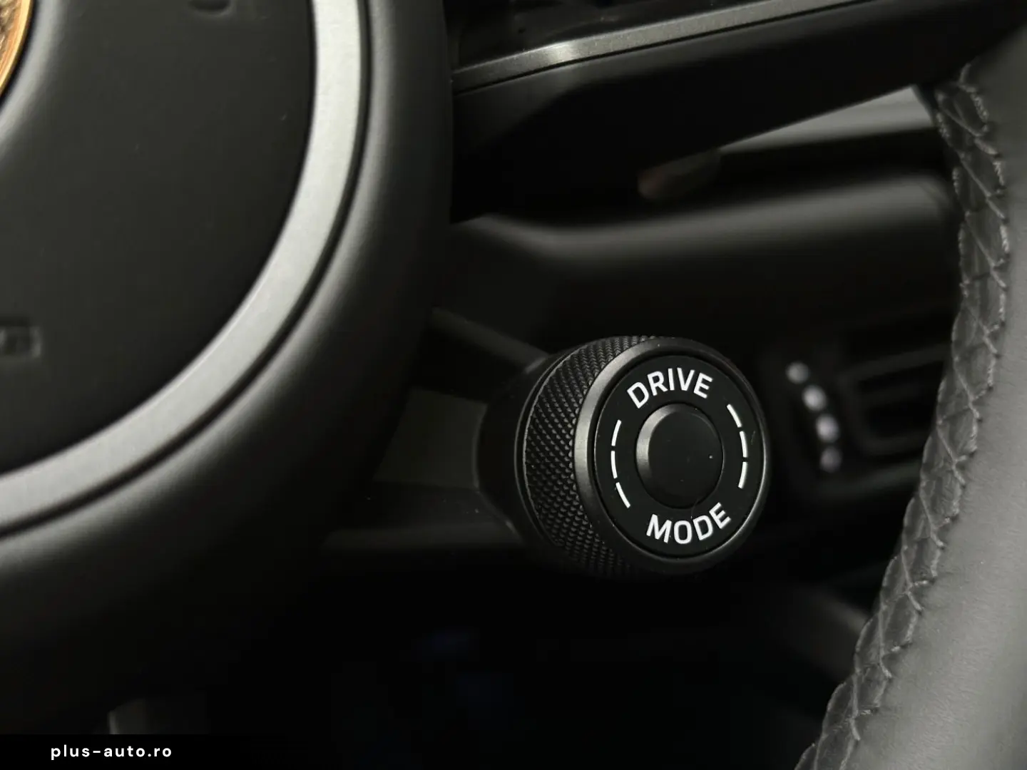 992 911 Carrera 4S Lift Matrix BOSE InnoDrive