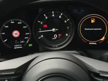 992 911 Carrera 4S Lift Matrix BOSE InnoDrive