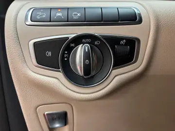 V 300 d lang Allrad AMG Airmatic Kühlfach LED