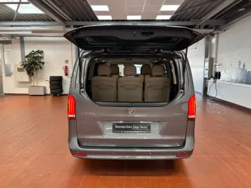 V 300 d lang Allrad AMG Airmatic Kühlfach LED