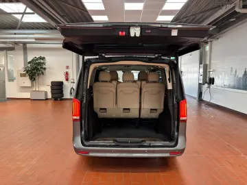 V 300 d lang Allrad AMG Airmatic Kühlfach LED