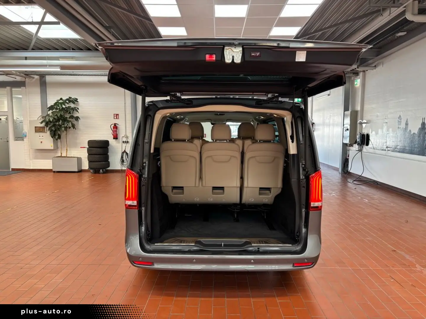 V 300 d lang Allrad AMG Airmatic Kühlfach LED