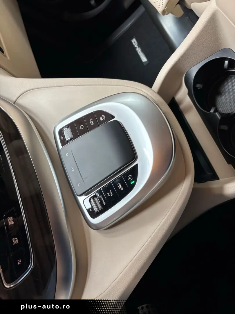 V 300 d lang Allrad AMG Airmatic Kühlfach LED