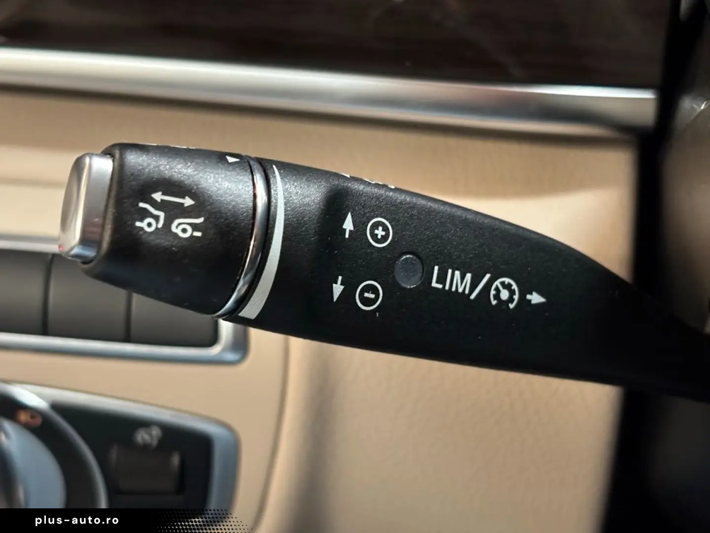 V 300 d lang Allrad AMG Airmatic Kühlfach LED