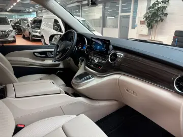 V 300 d lang Allrad AMG Airmatic Kühlfach LED