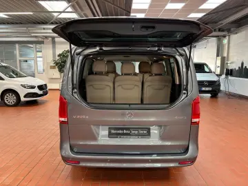 V 300 d lang Allrad AMG Airmatic Kühlfach LED